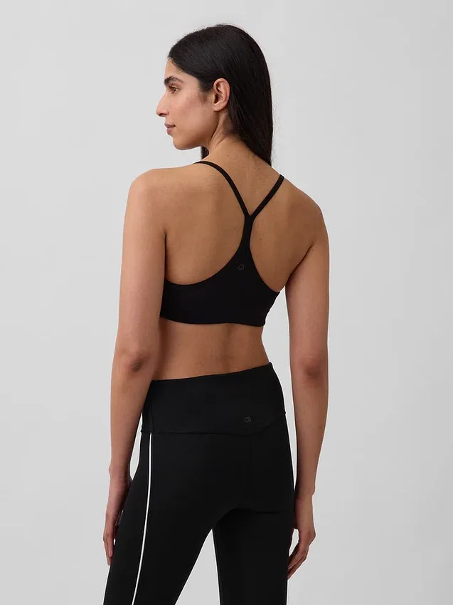 Αθλητικό σουτιέν GapFit Smooth με πλάτη τύπου Racerback