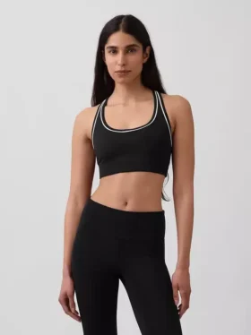 Αθλητικό σουτιέν GapFit Smooth με πλάτη τύπου Racerback για μέτρια ένταση
