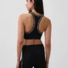 Αθλητικό σουτιέν GapFit Smooth με πλάτη τύπου Racerback για μέτρια ένταση