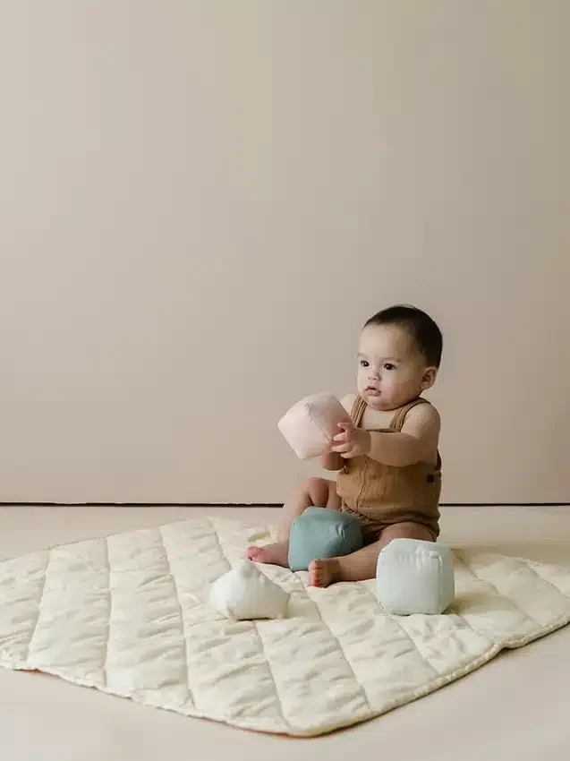 Χαλάκι παιχνιδιού Snuggle Me