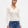 Διαφανές πλεκτό T-shirt Henley με ραβδώσεις