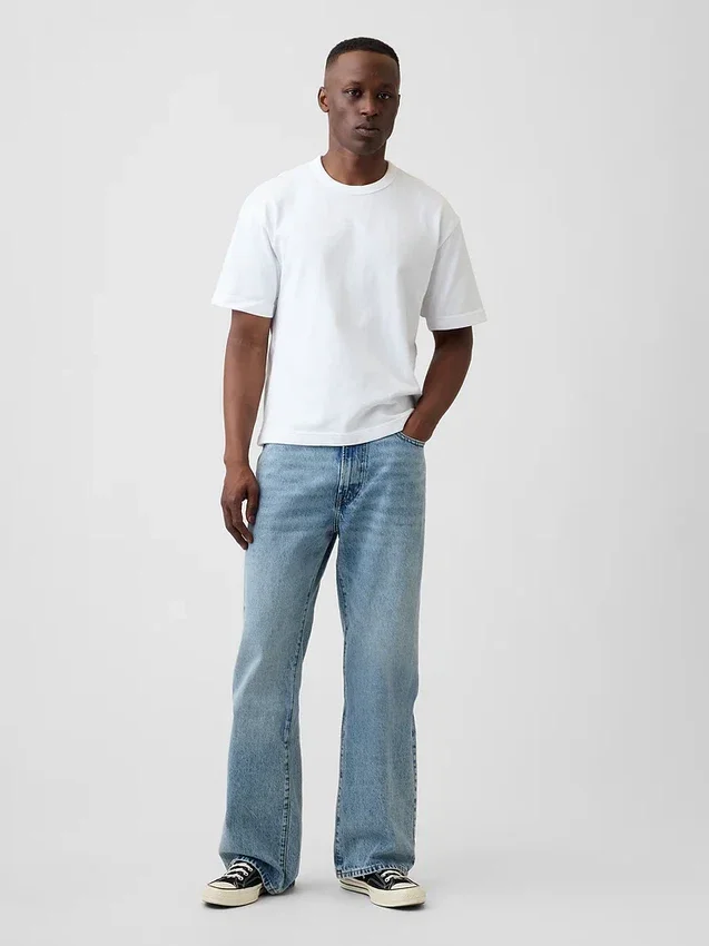 Φαρδιά τζιν με στυλ bootcut
