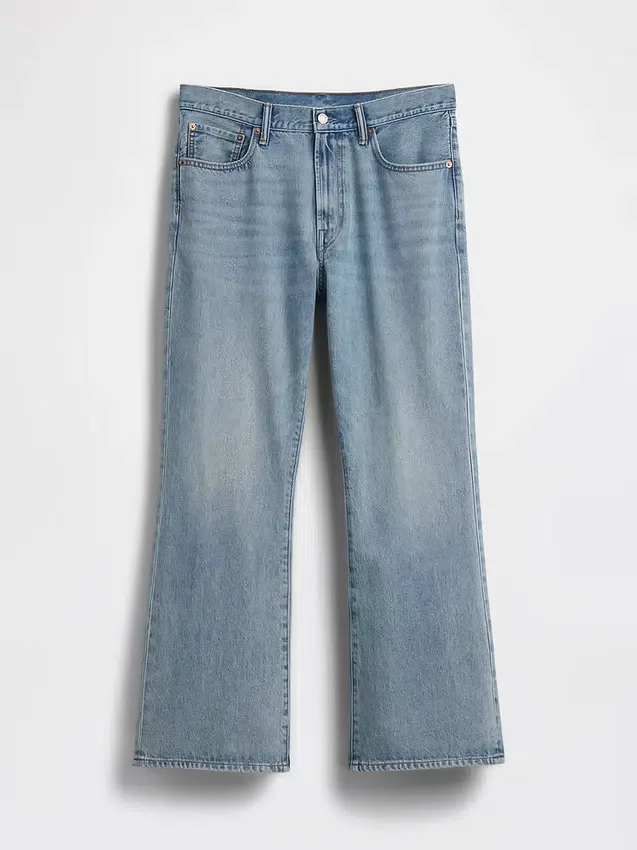 Φαρδιά τζιν με στυλ bootcut