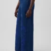 Gap × Hfr Τζιν χαμηλής μέσης με λουλούδια, εξαιρετικά φαρδιά, από το Atelier Ndigo
