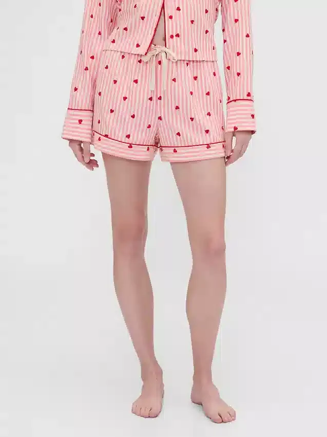 GAP × Summer Fridays Φανελένια σορτς πιτζάμας με καρδούλες