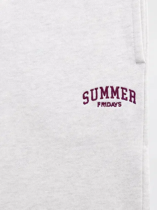 GAP × Summer Fridays Βαρύ παντελόνι τζόγκινγκ με χαλαρή γραμμή και λογότυπο
