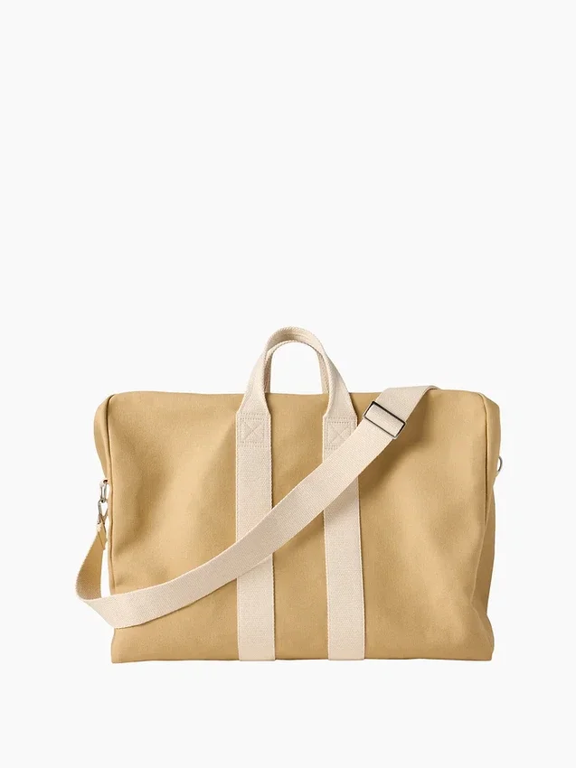 GAP × Victoria Beckham Μεγάλη τσάντα για το Σαββατοκύριακο