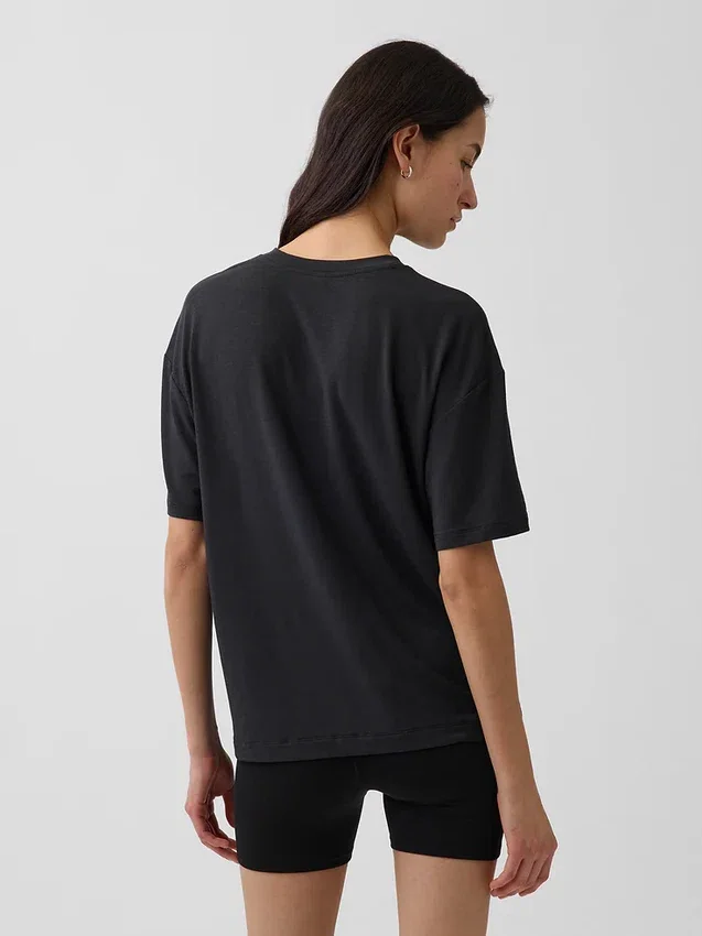 GapFit Breathe T-shirt χαλαρής εφαρμογής
