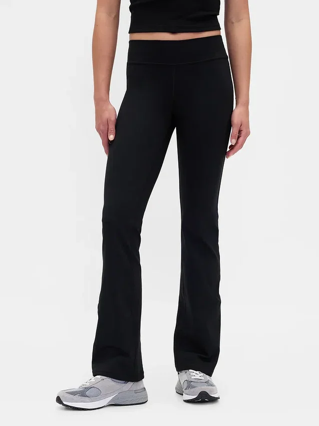 GapFit Mid Rise Power Boot Leggings