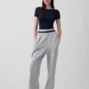 GapFit Smooth Αναστρέψιμο Κροπ Τοπ με Περιτύλιξη