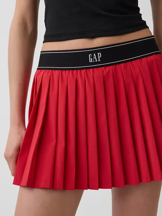 GapFit Tech Πλισέ Σκορτ Γυμναστικής