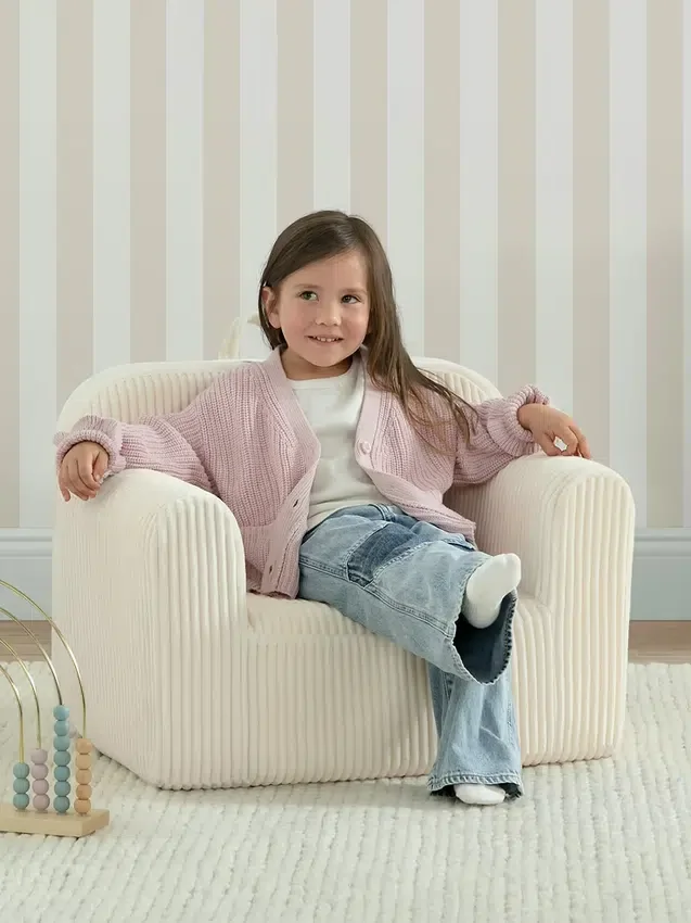 Καρέκλα babyGap από αφρώδες υλικό με λογότυπο και ραβδωτό βελούδο