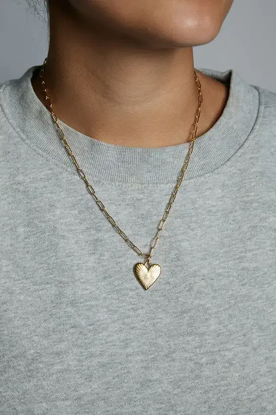 Κολιέ «Small Ribbed Heart of Gold» της Hart