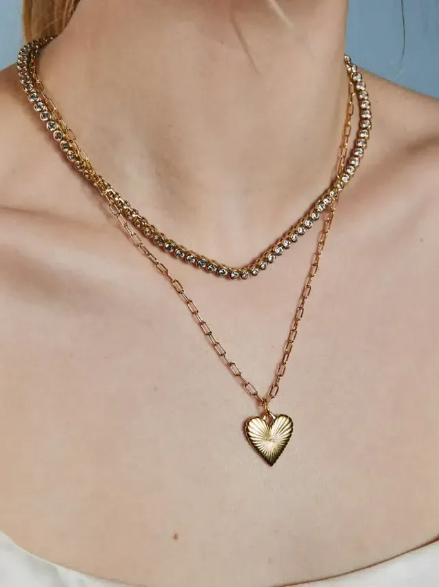 Κολιέ «Small Ribbed Heart of Gold» της Hart