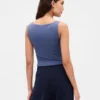 Κοντό μπλουζάκι με λαιμόκοψη τύπου «boatneck» από πυκνό πλεκτό τζέρσεϊ