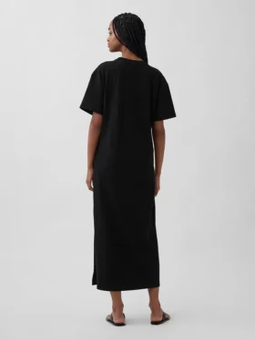 Μακρύ φόρεμα-T-shirt σε χοντρό ύφασμα και oversized στυλ
