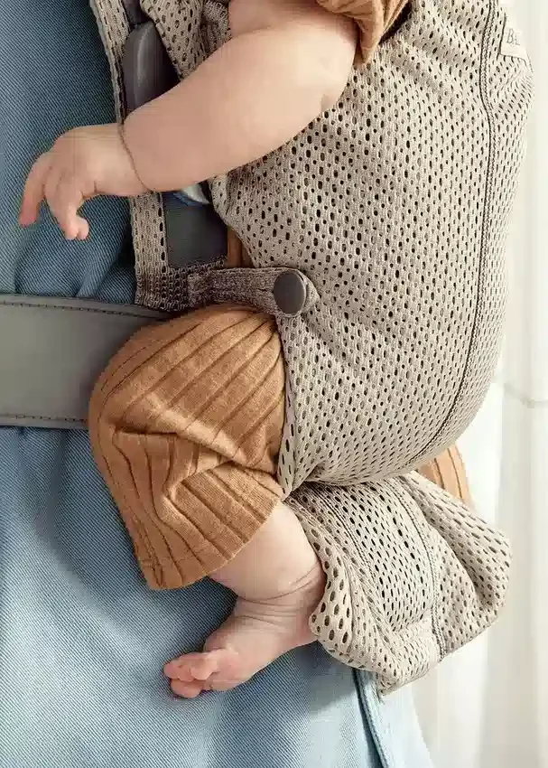 Μίνι φορέας Babybjorn Baby 3D Mesh