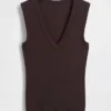 Μοντέρνο αμάνικο μπλουζάκι με V-neck