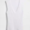 Μοντέρνο αμάνικο μπλουζάκι με V-neck