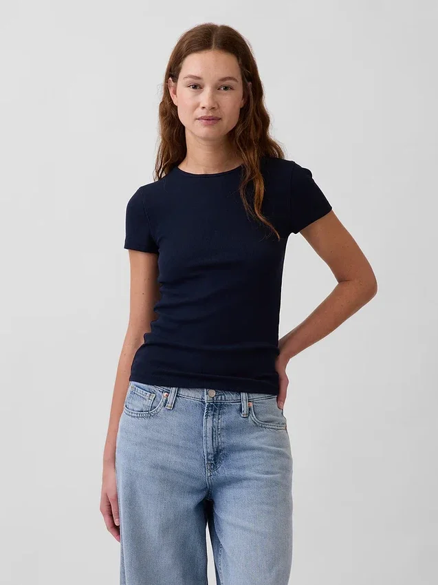 Μοντέρνο T-shirt με ραβδώσεις