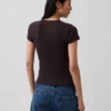 Μοντέρνο T-shirt με ραβδώσεις
