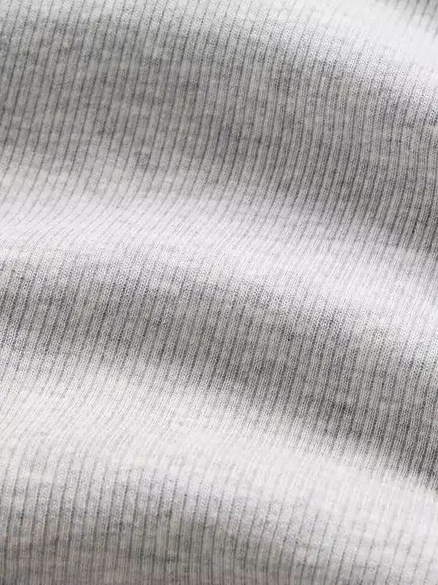 Μοντέρνο T-shirt με ραβδώσεις