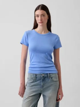 Μοντέρνο T-shirt με στρογγυλό λαιμό