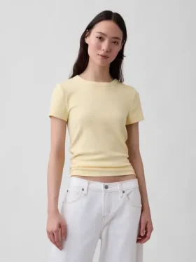 Μοντέρνο T-shirt με στρογγυλό λαιμό