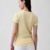 Μοντέρνο T-shirt με στρογγυλό λαιμό