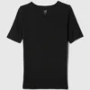 Μοντέρνο T-shirt με στρογγυλό λαιμό