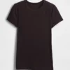 Μοντέρνο T-shirt με στρογγυλό λαιμό