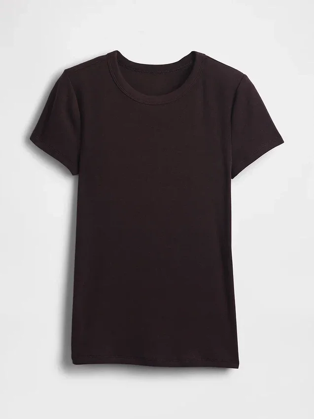 Μοντέρνο T-shirt με στρογγυλό λαιμό