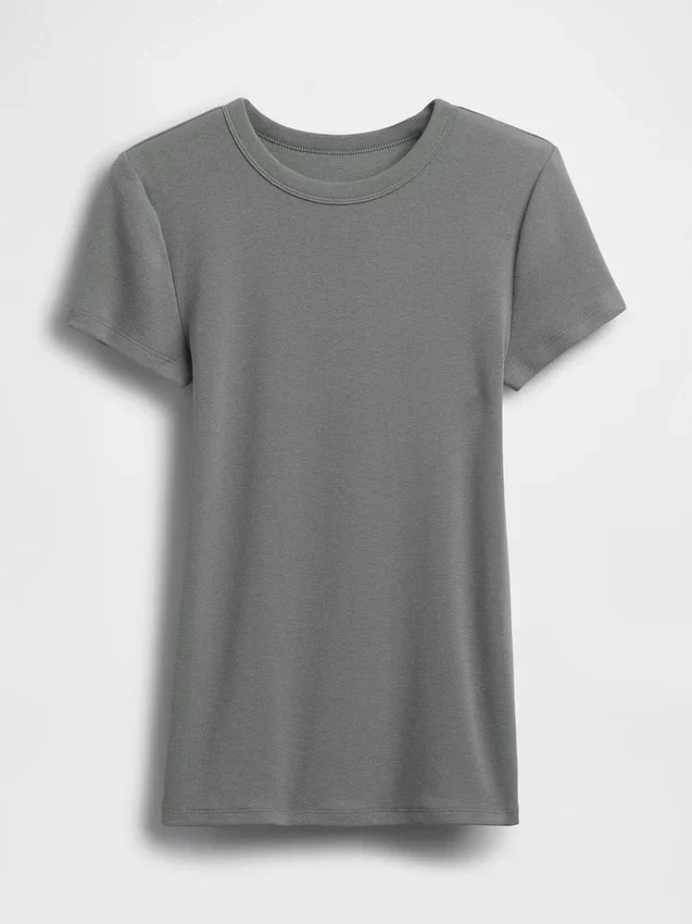 Μοντέρνο T-shirt με στρογγυλό λαιμό