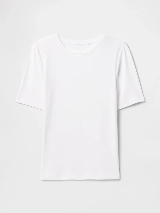 Μοντέρνο T-shirt με στρογγυλό λαιμό