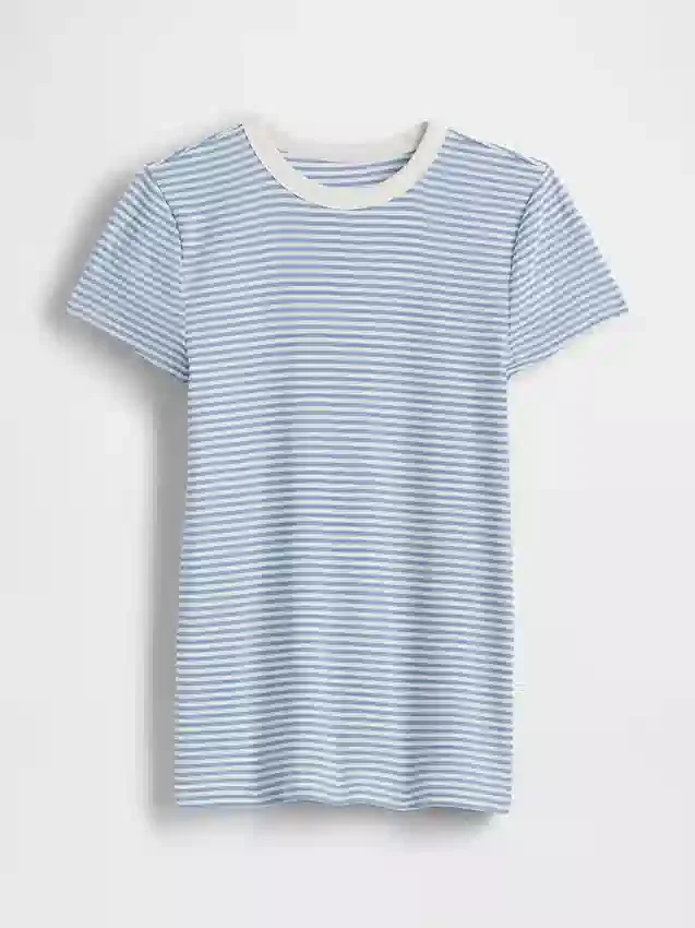 Μοντέρνο T-shirt με στρογγυλό λαιμό
