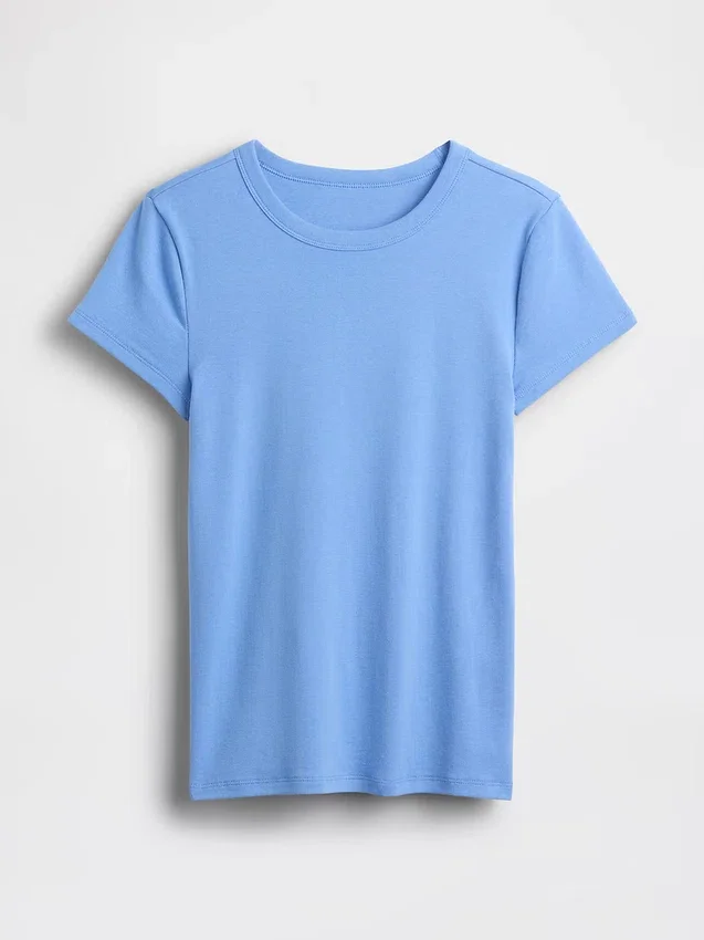 Μοντέρνο T-shirt με στρογγυλό λαιμό