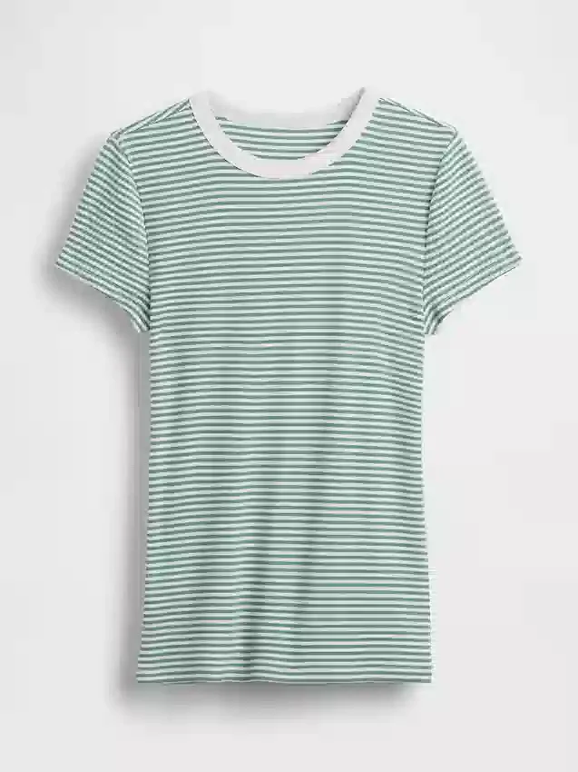 Μοντέρνο T-shirt με στρογγυλό λαιμό
