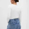 Μοντέρνο T-shirt με στρογγυλό λαιμό