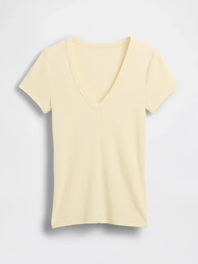 Μοντέρνο T-shirt με V-neck
