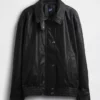 Μπουφάν από βίγκαν δέρμα σε oversized γραμμή