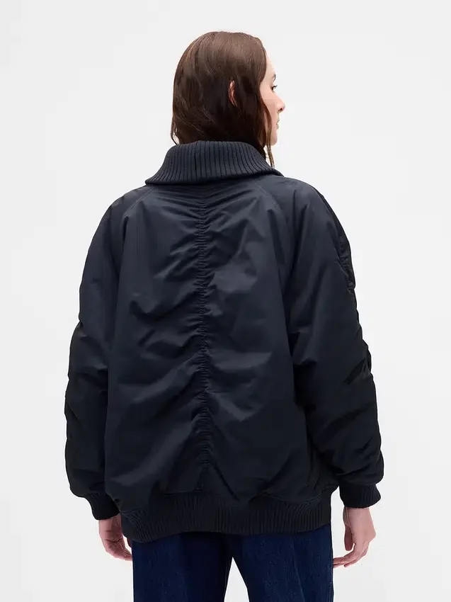 Μπουφάν τύπου bomber με πλεκτή επένδυση σε oversized στυλ