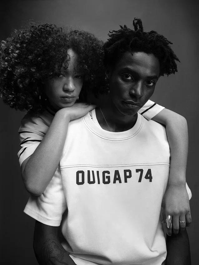 Ouigap T-shirt με λογότυπο, βαριάς ποιότητας, κοντό μήκος