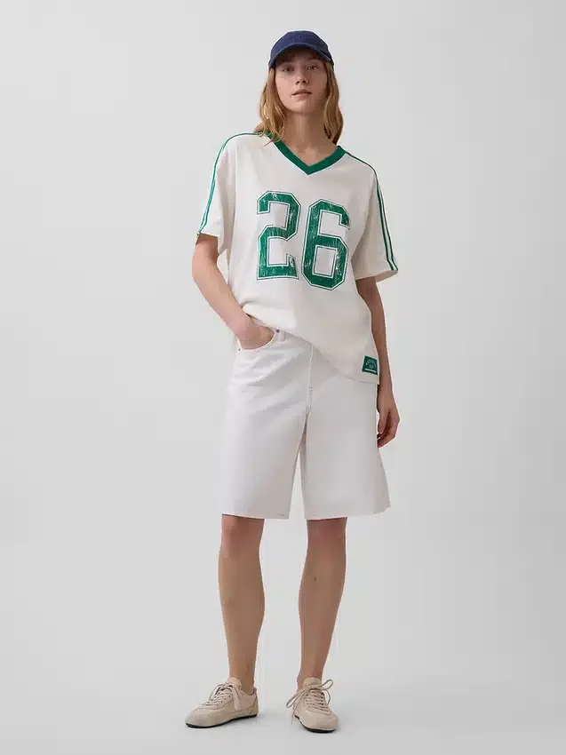 Oversized T-shirt με λογότυπο Varsity
