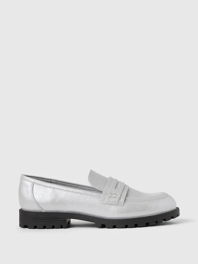 Παιδικά μεταλλικά loafers