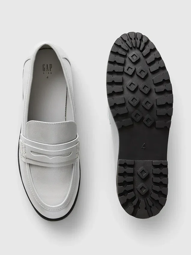 Παιδικά μεταλλικά loafers