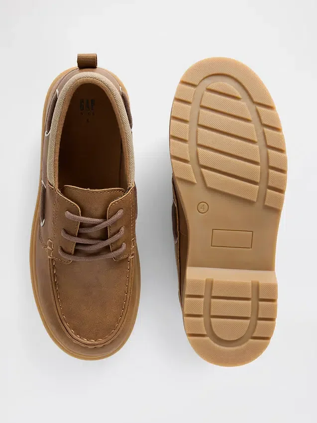 Παιδικά παπούτσια τύπου «boat shoes»