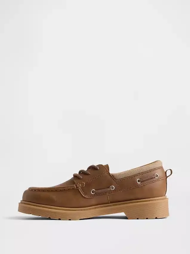 Παιδικά παπούτσια τύπου «boat shoes»