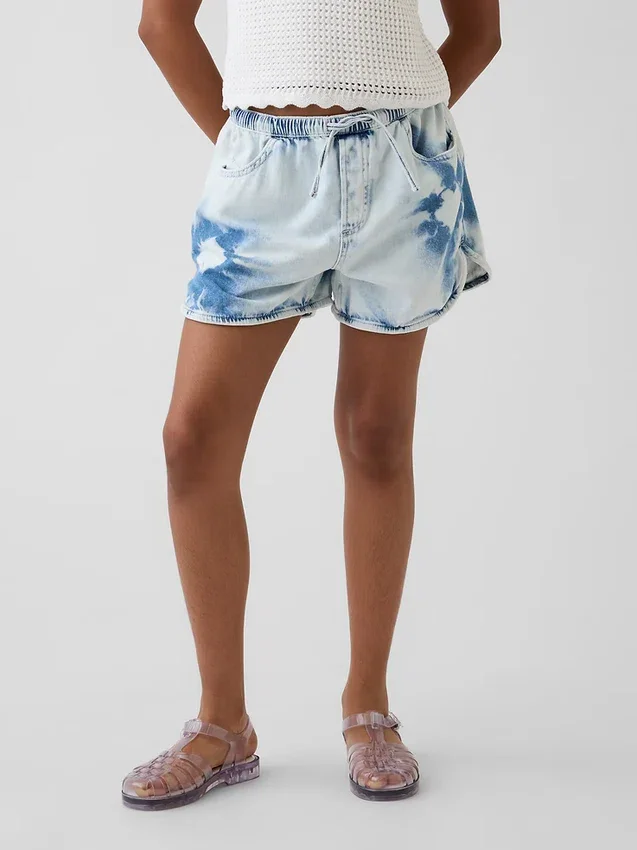 Παιδικά σορτς τζιν με ψηλή μέση και τεχνική tie-dye