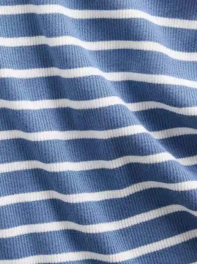 Παιδικό αμάνικο μπλουζάκι με στρογγυλό λαιμό