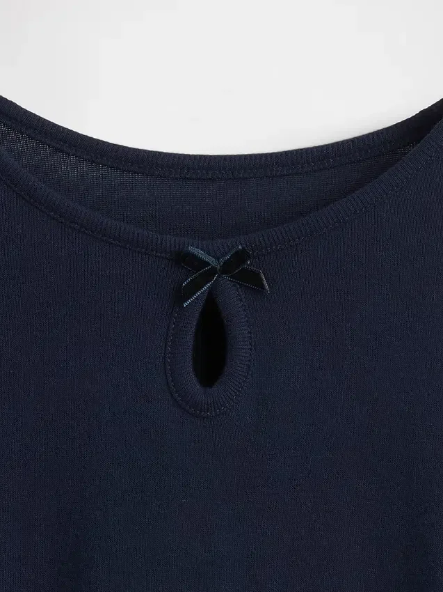 Παιδικό εφαρμοστό T-shirt με φιόγκο και οπή